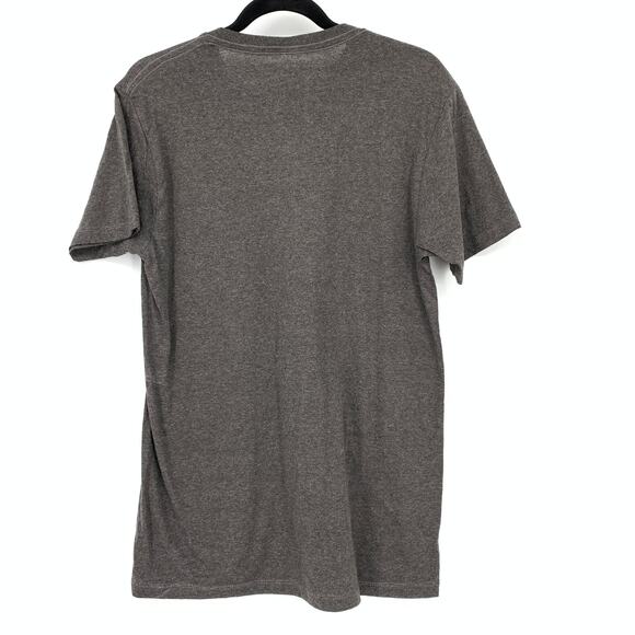 Harry Potter Crew Neck Short Sleeve T-Shirt Mens Size M Hogwarts Crest Graphic - Picture 2 of 6